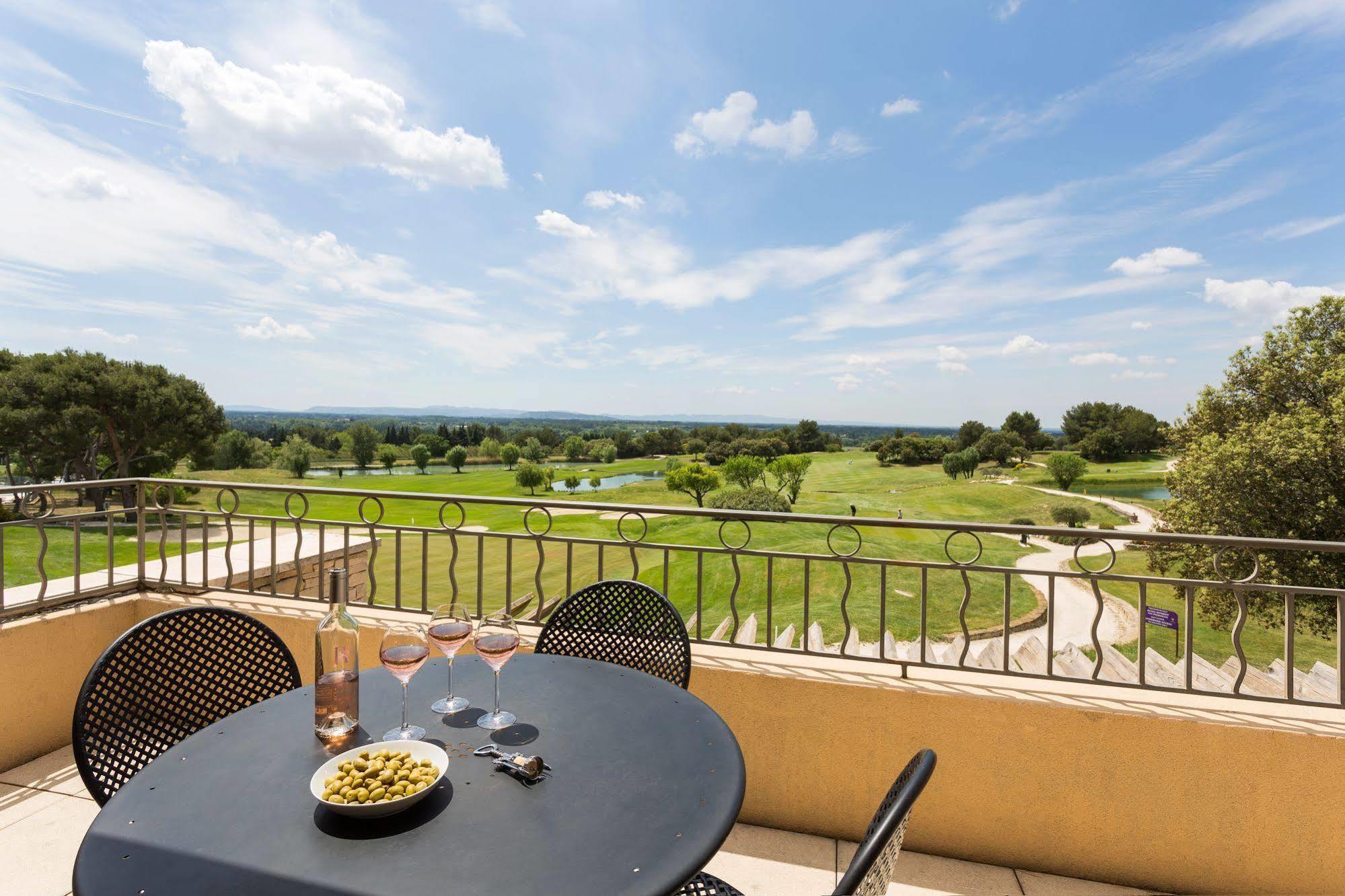 Madame Vacances Domaine Du Provence Country Club Service Premium Saumane-de-Vaucluse Zewnętrze zdjęcie