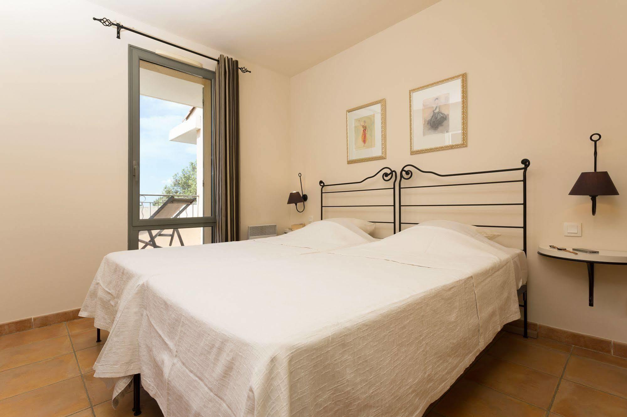 Madame Vacances Domaine Du Provence Country Club Service Premium Saumane-de-Vaucluse Zewnętrze zdjęcie